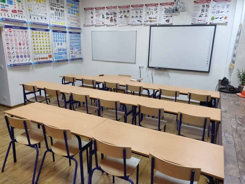 Sala wykładowa do nauki jazdy KopaMa Wrocław - kurs prawa jazdy kat. B wrzesień 2025 - - optimized